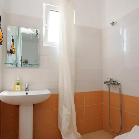 Apartment Near The Sea Nano *